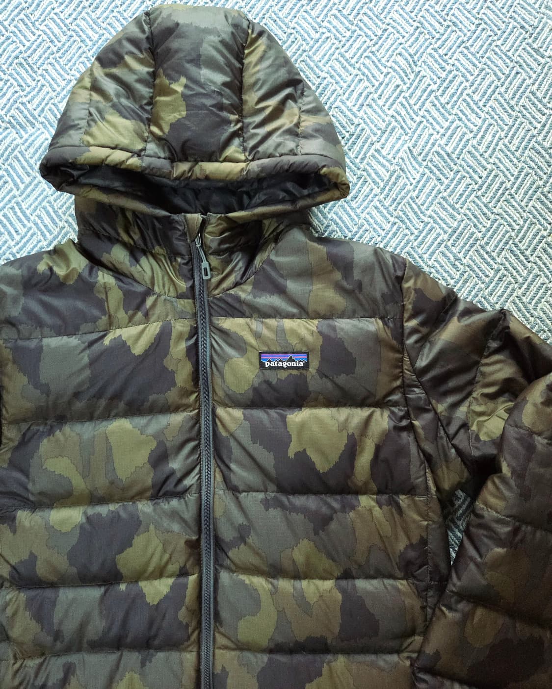 (S/55)파타고니아 카모 하이로프트 다운 후디 패딩 상품이미지2