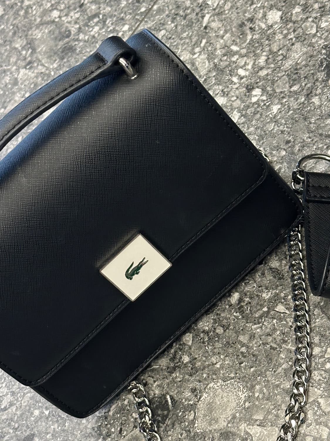 라코스테 미니 크로스백 처분  상품이미지2