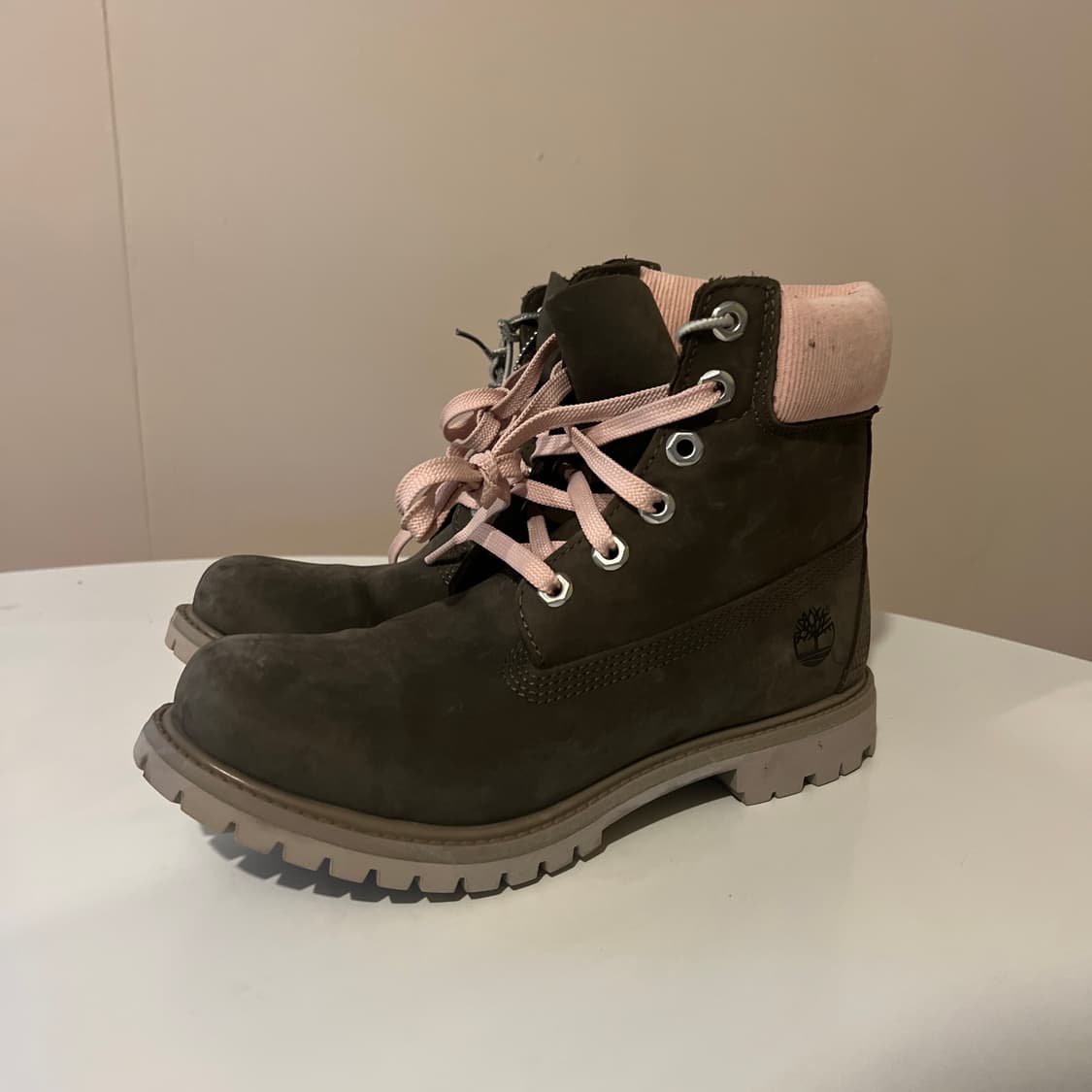 팀버랜드 6인치 프리미엄 워터프루프 올리브 누벅 상품이미지1