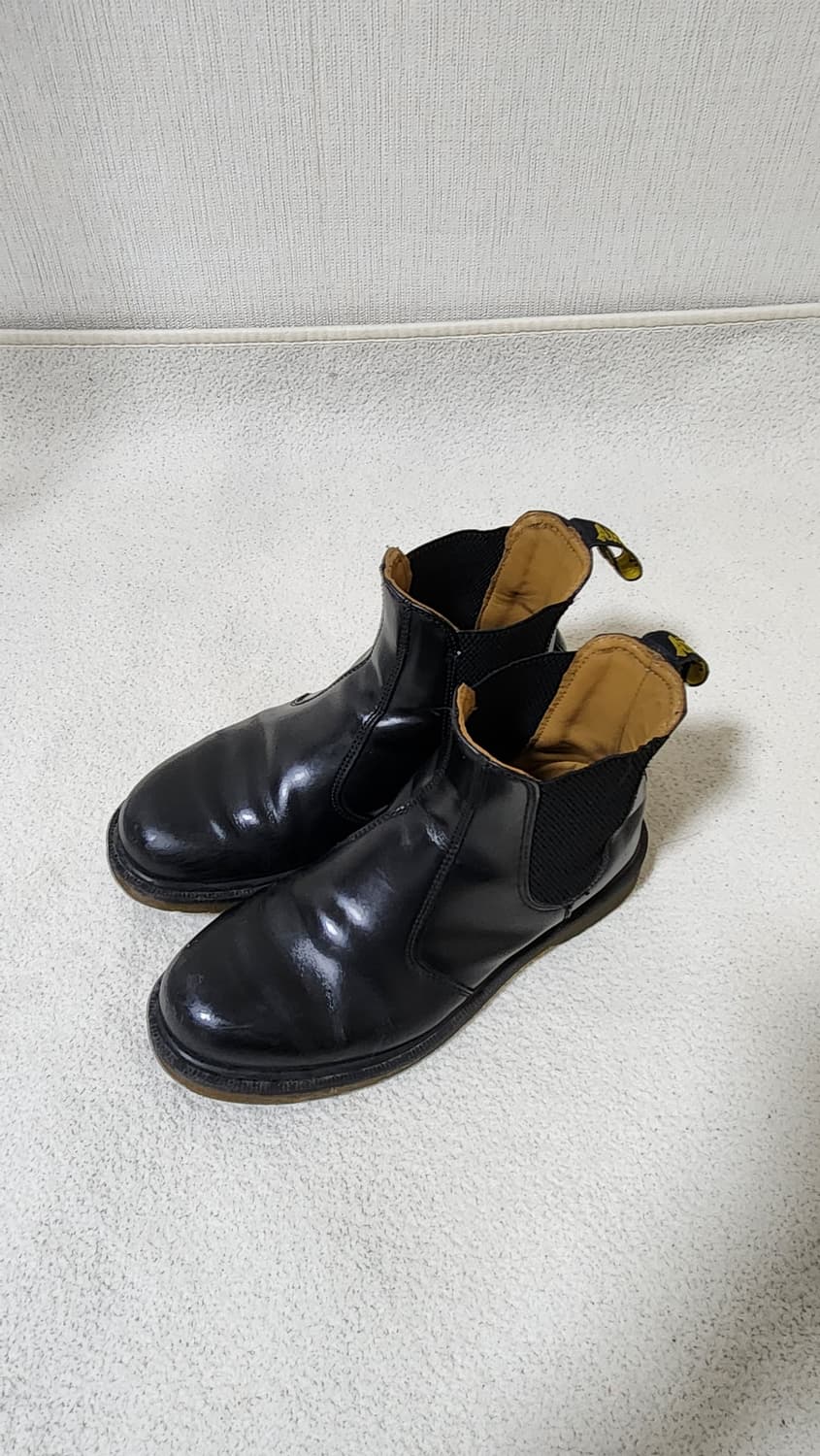 닥터마틴 2976 첼시부츠 상품이미지1