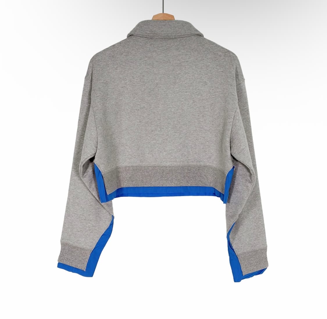 [S] 미우미우 포플린 셔츠 레이어드 카라 맨투맨 스웻 티셔츠 그레이 상품이미지3