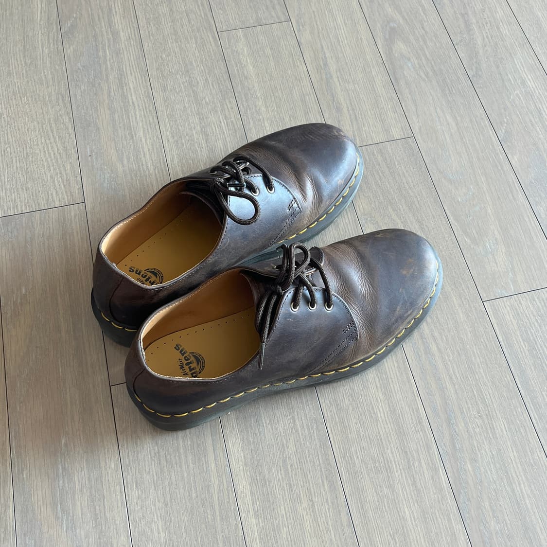 닥터마틴 크레이지홀스 280 상품이미지1