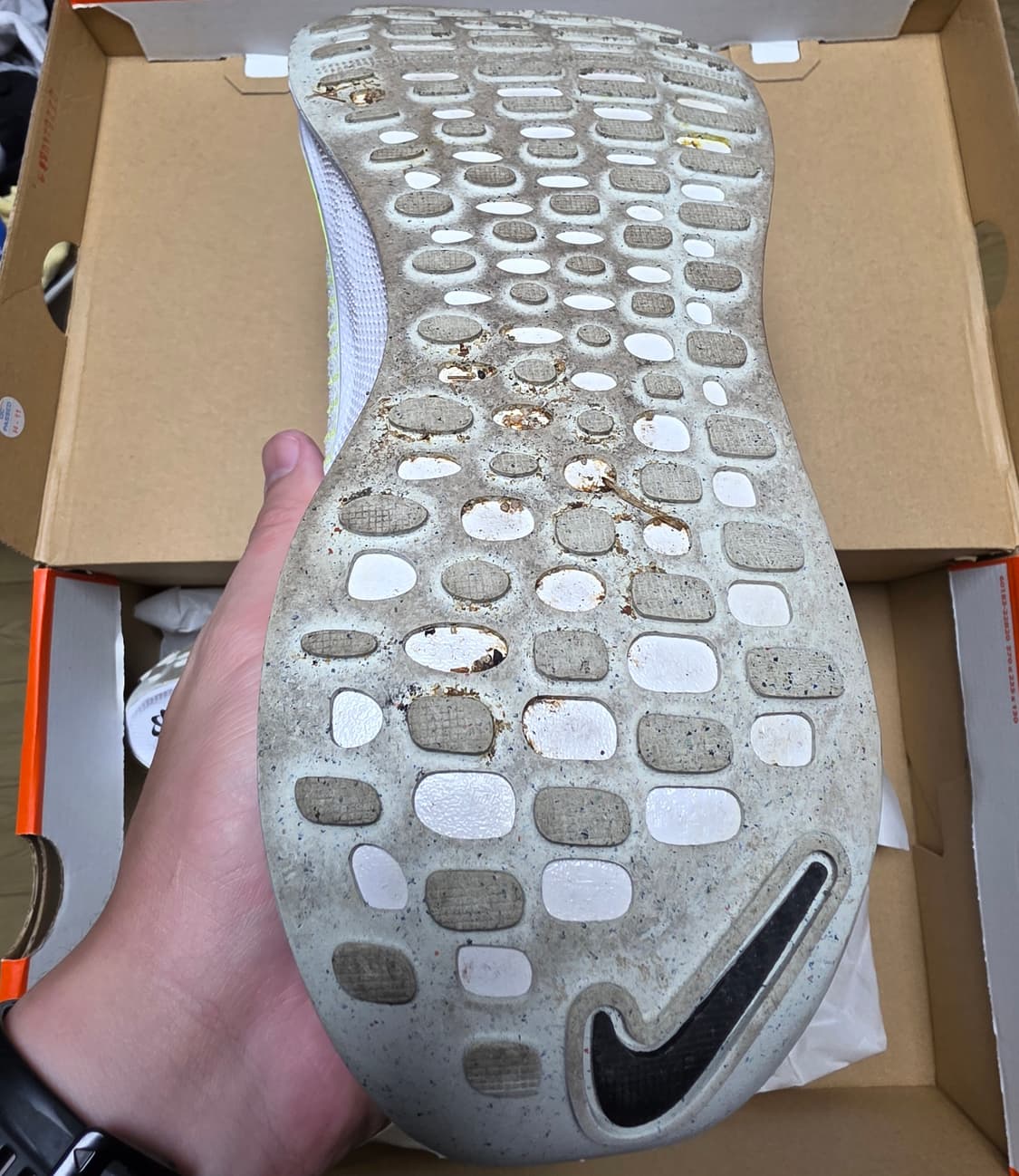 나이키 리액트 인피니티런 4 300 상품이미지4