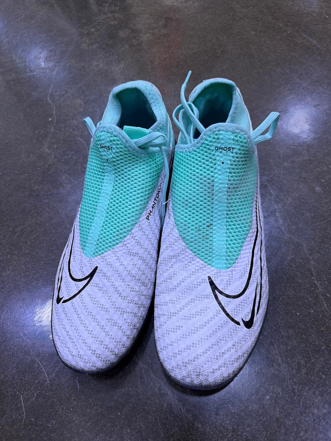 나이키 팬텀 GX 아카데미 DF TF 풋살화 250 상품이미지2