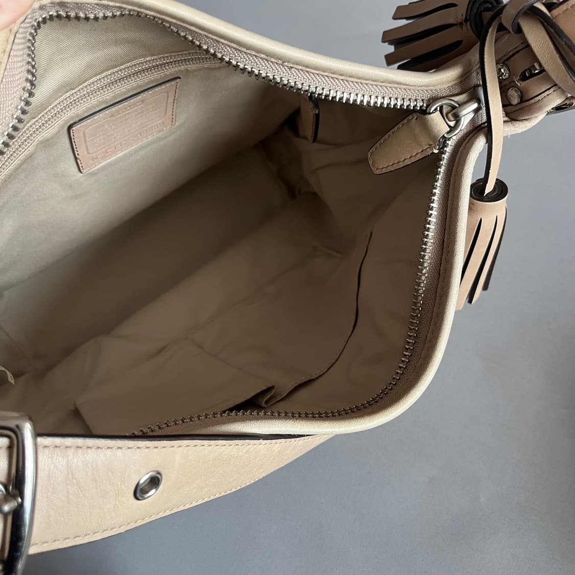 코치 가죽 호보백 상품이미지7