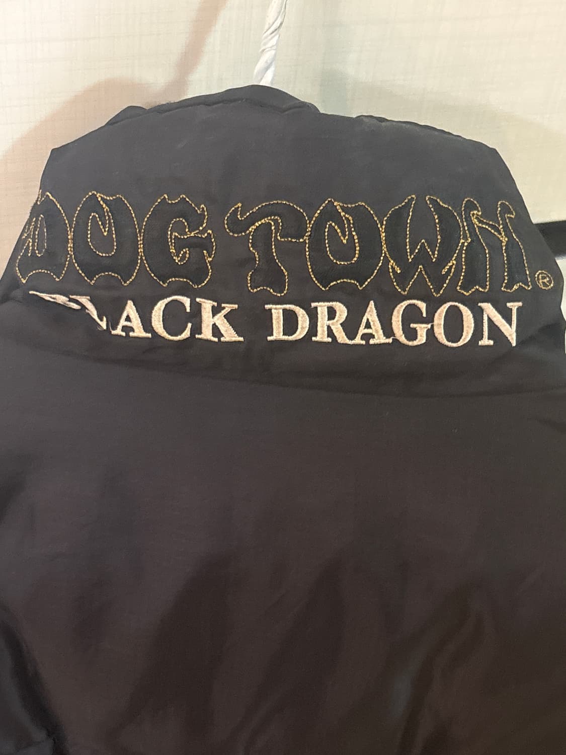 도그타운 크로스로고 패딩 상품이미지3