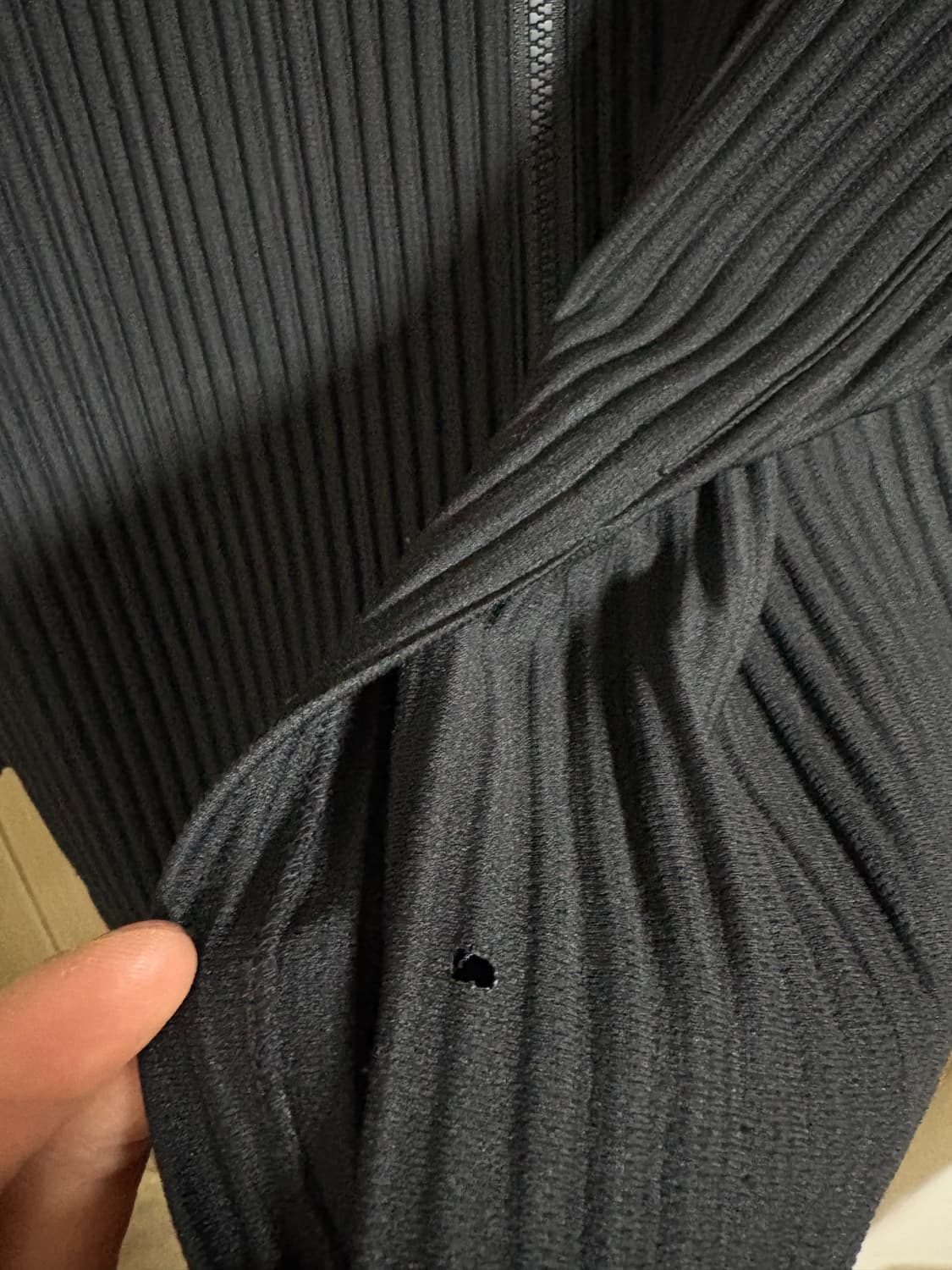 이세이미야케 옴므플리세 집업 상품이미지3