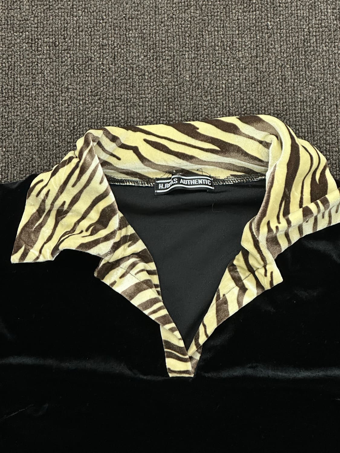 M)Japanese vintage 여성 레오파드 디테일 벨벳 롱슬리브 상품이미지2