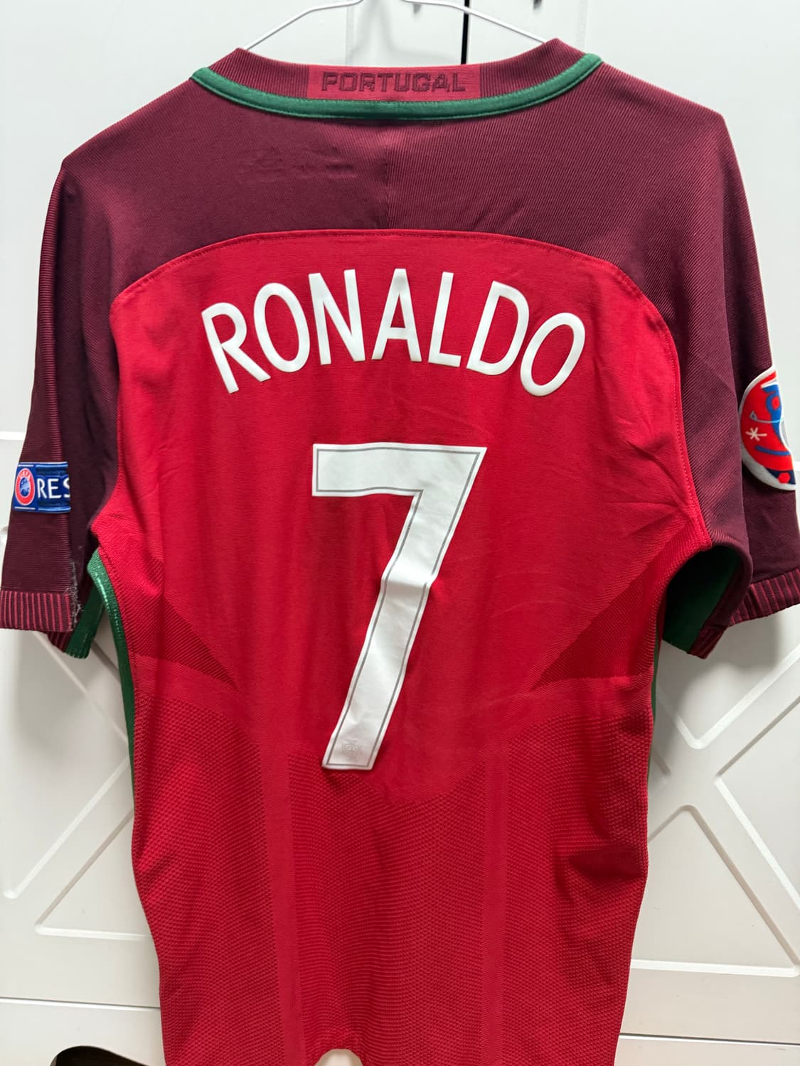 16/18 포르투갈 어센틱 호날두 유니폼 상품이미지2