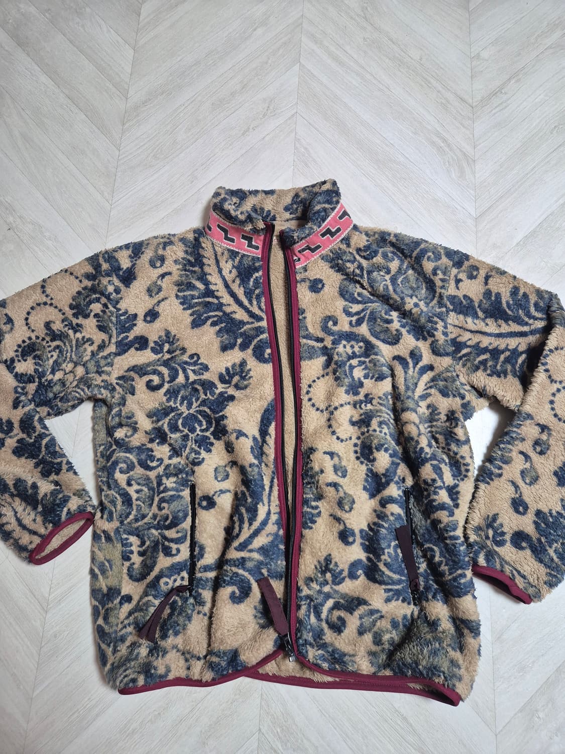 캐피탈 다마스커스 마리아 후리스 상품이미지1