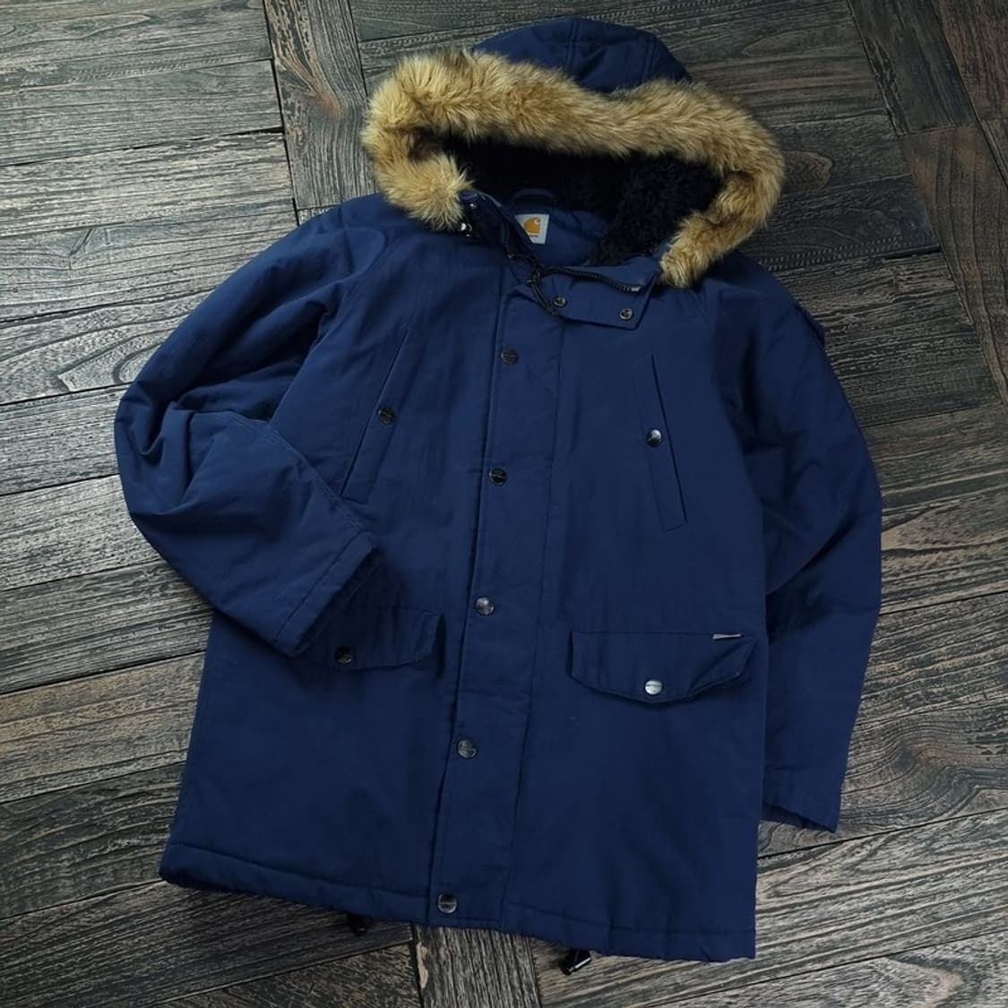 [칼하트] 로고 패치 앵커리지 야상 패딩 네이비 M17979 상품이미지1