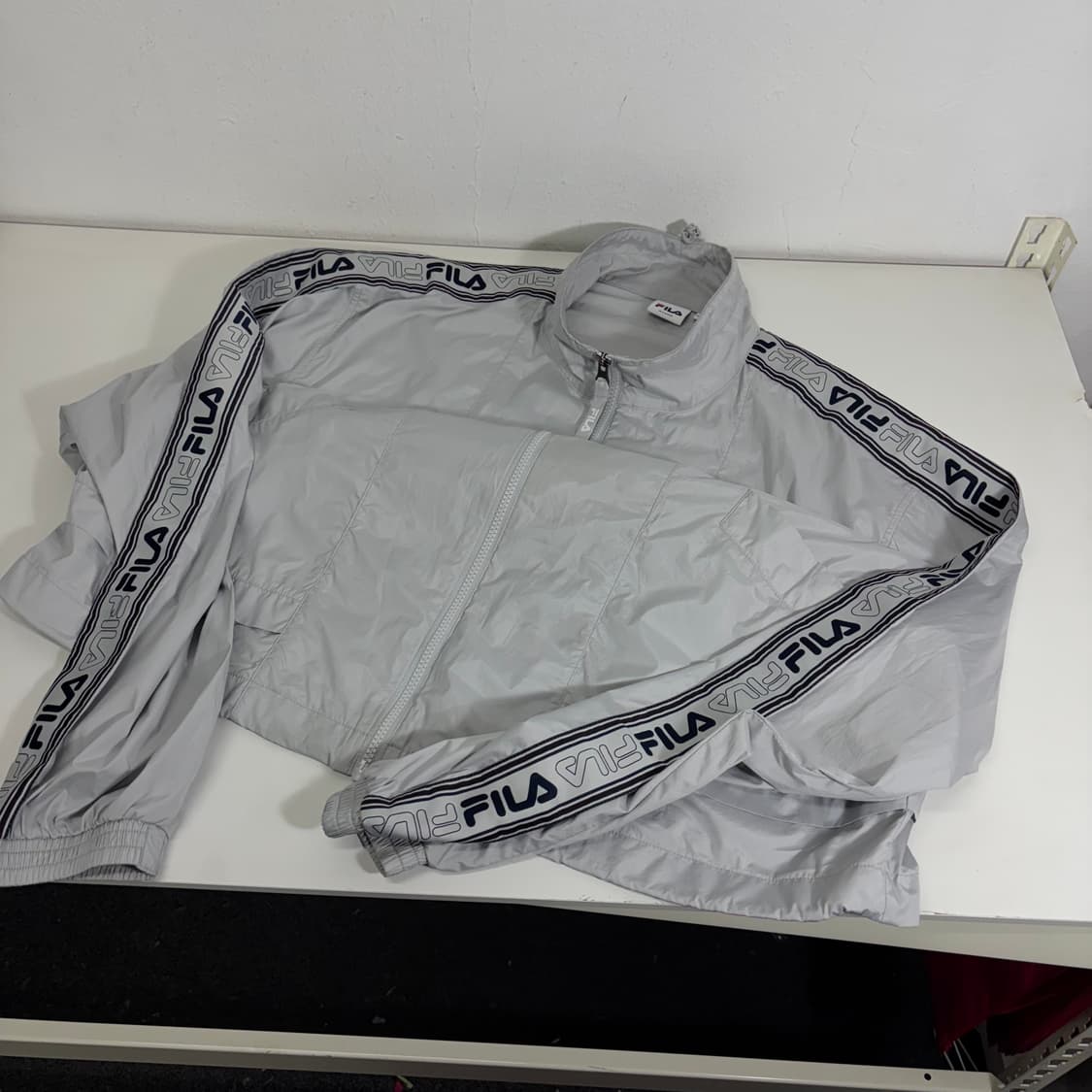 XL 휠라 FILA 라이트그레이 루즈오버핏 경량 바막자켓 상품이미지2