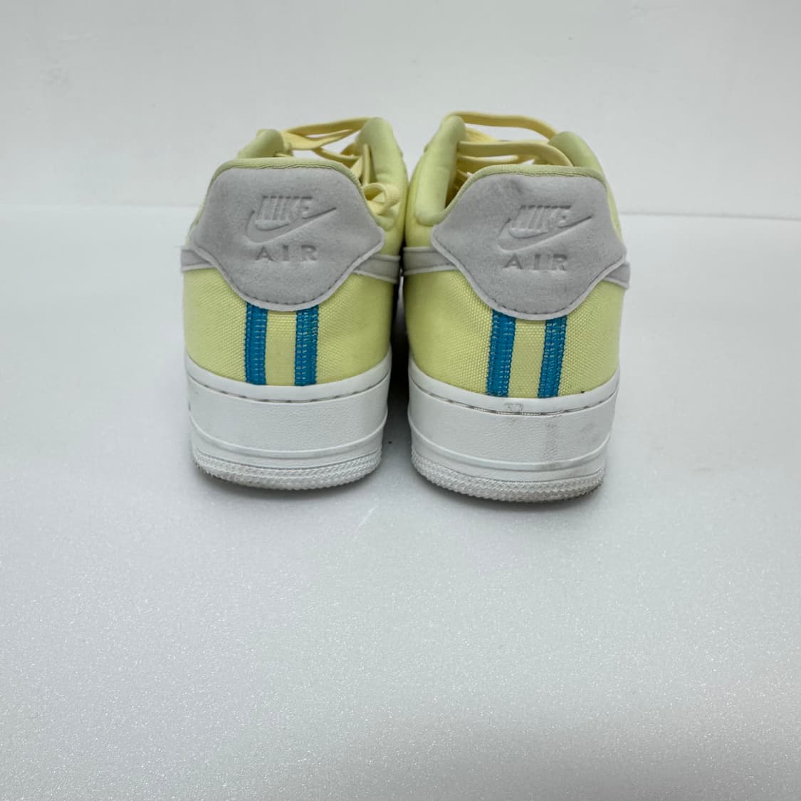 나이키 에어포스 1 LX 캔버스 스니커즈 245 상품이미지3