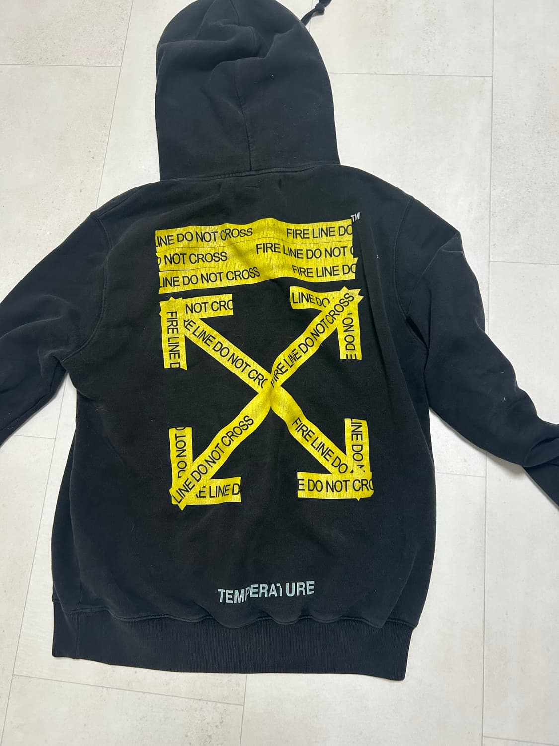 오프화이트 후드티 상품이미지2