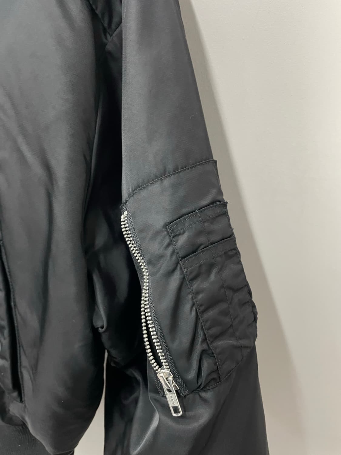 Y 오피셜 블랙 봄버 자켓 H1749 상품이미지4