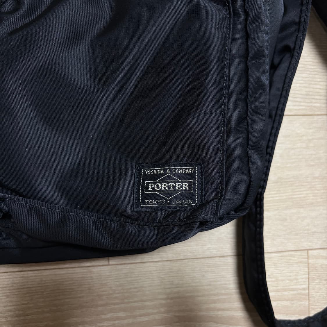 요시다포터 porter 탱커 숄더백 블랙 라지 L 신형 (미사용에가까움) 상품이미지3