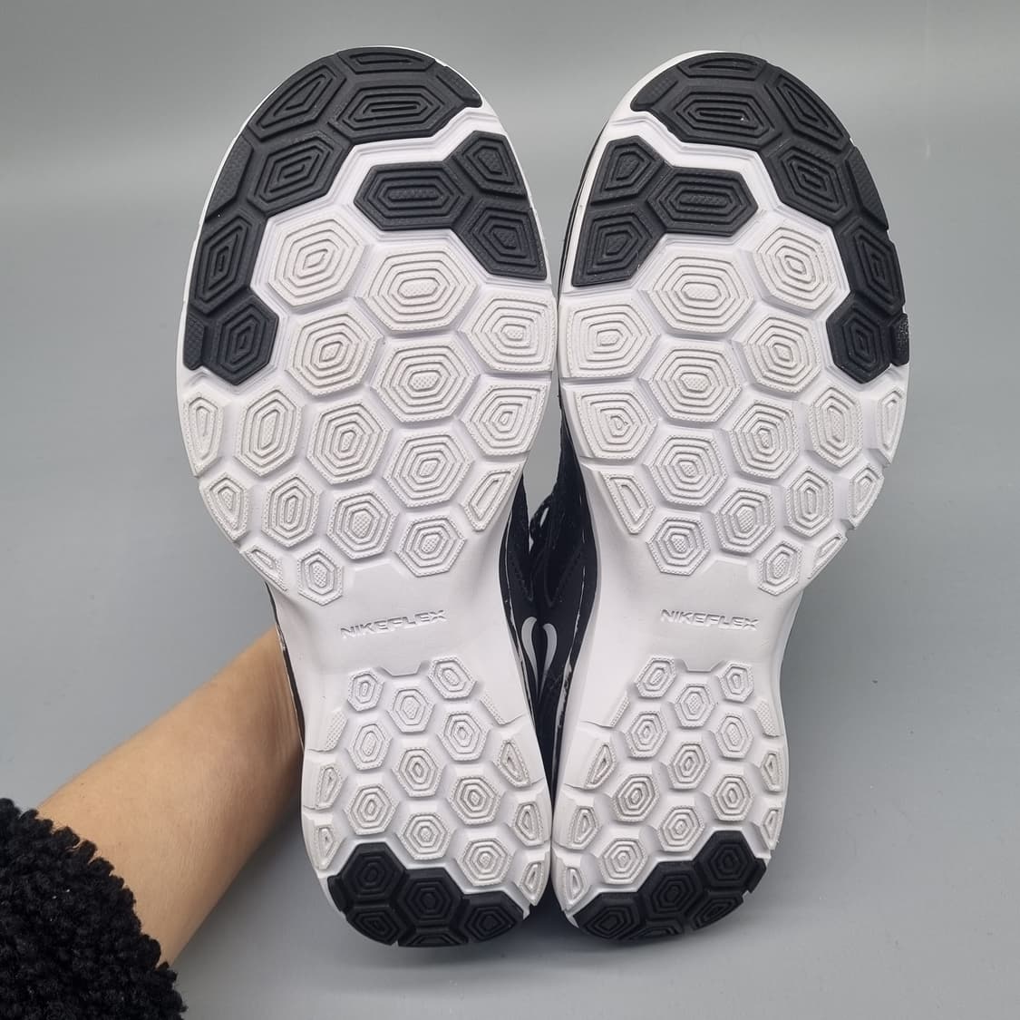 나이키 플렉스 TR5 운동화 225 상품이미지3