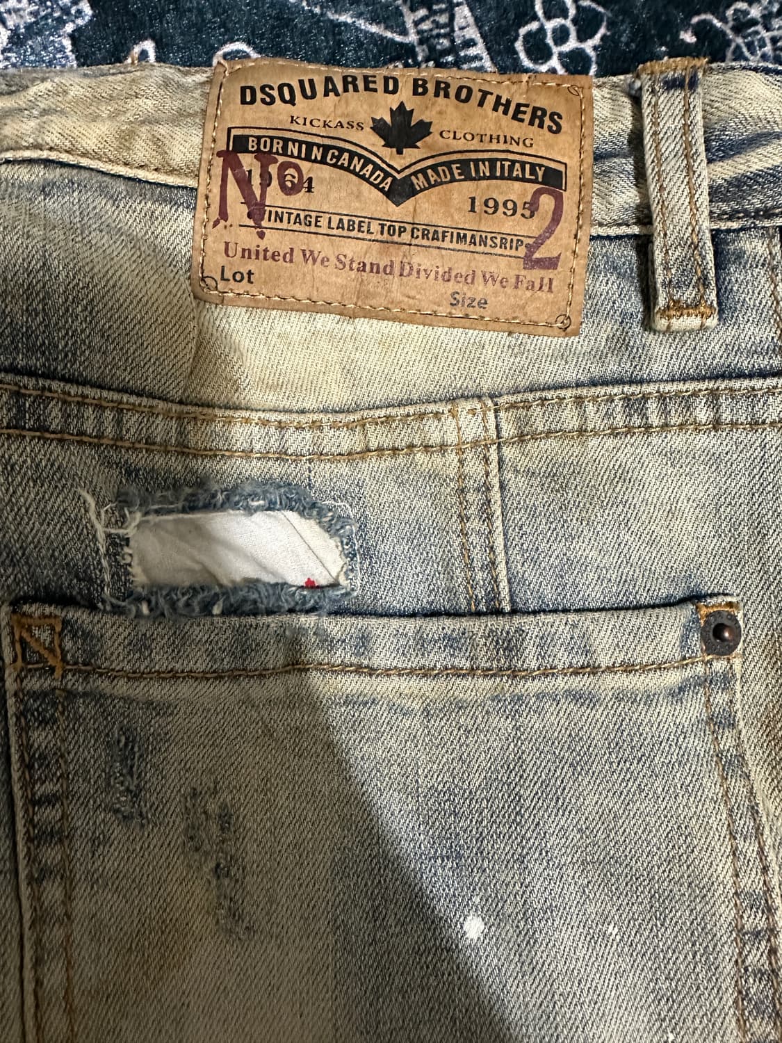 Dsquared2 distressed jean 상품이미지7