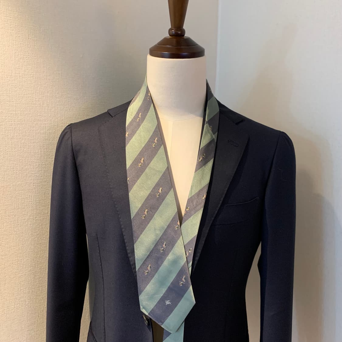 버버리(BURBERRY) 레지멘탈 명품넥타이 100실크 A등급 상품이미지1