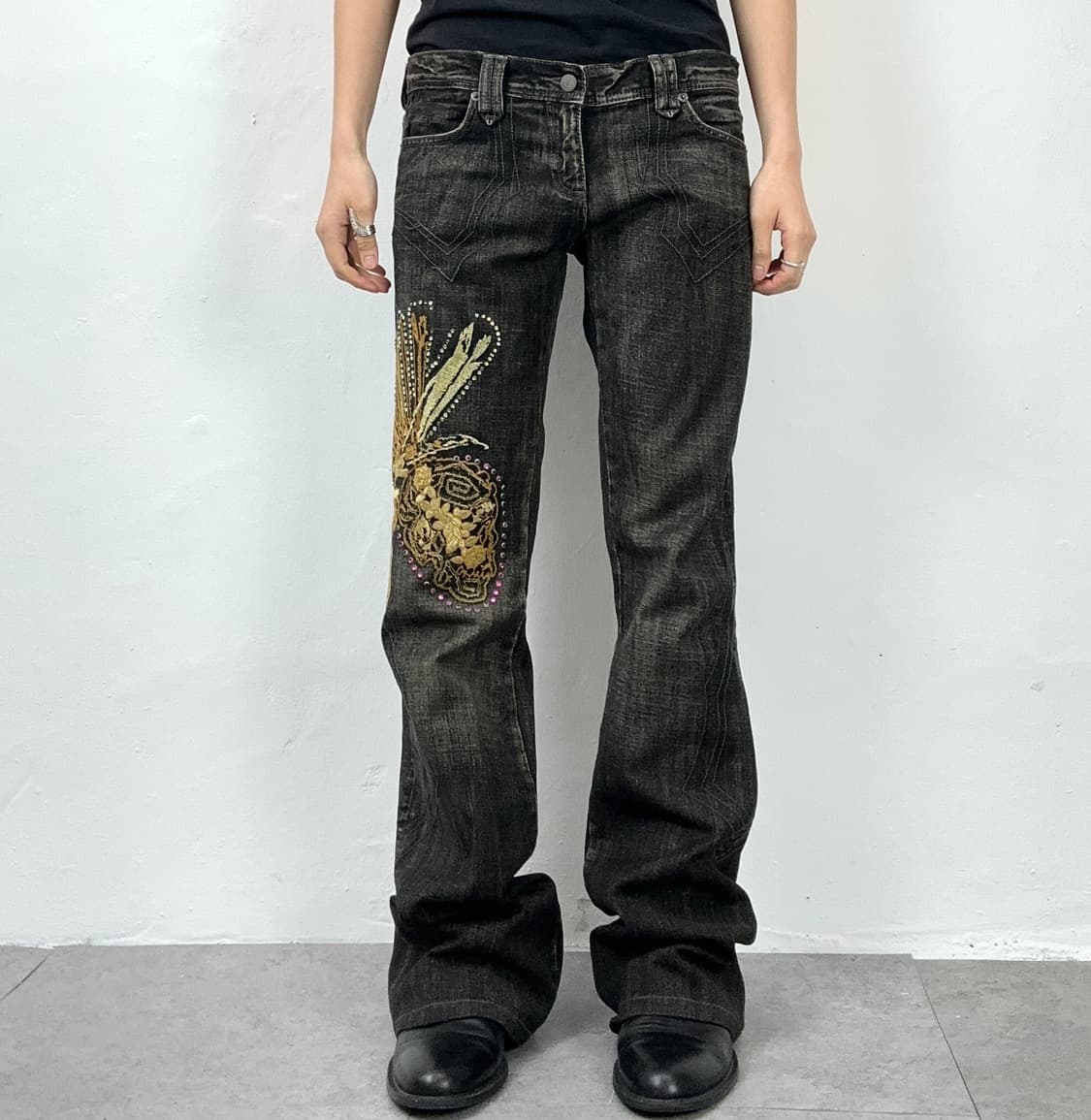 Tornado Mart “Gold Feather & Skull” Embr 상품이미지1