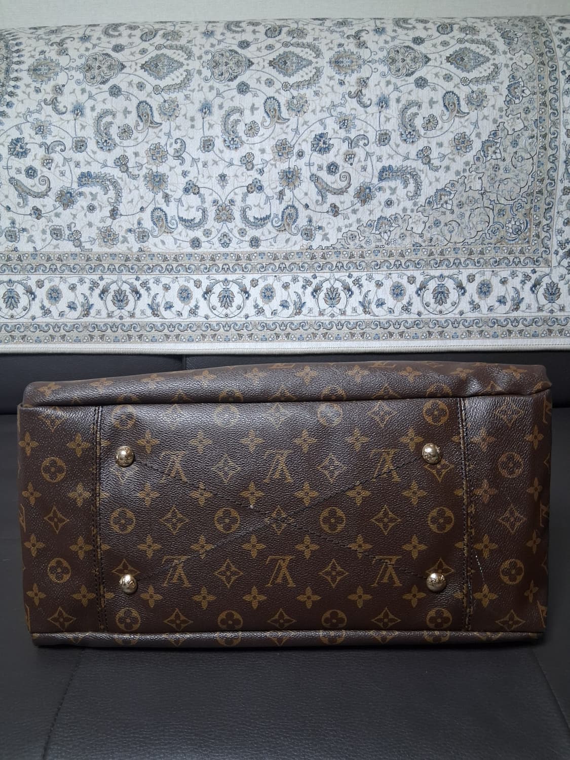 루이비통앗치숄더백 상품이미지3