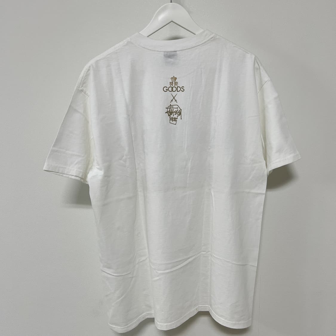 스투시 x GOODS 스컬 티셔츠 화이트 상품이미지4