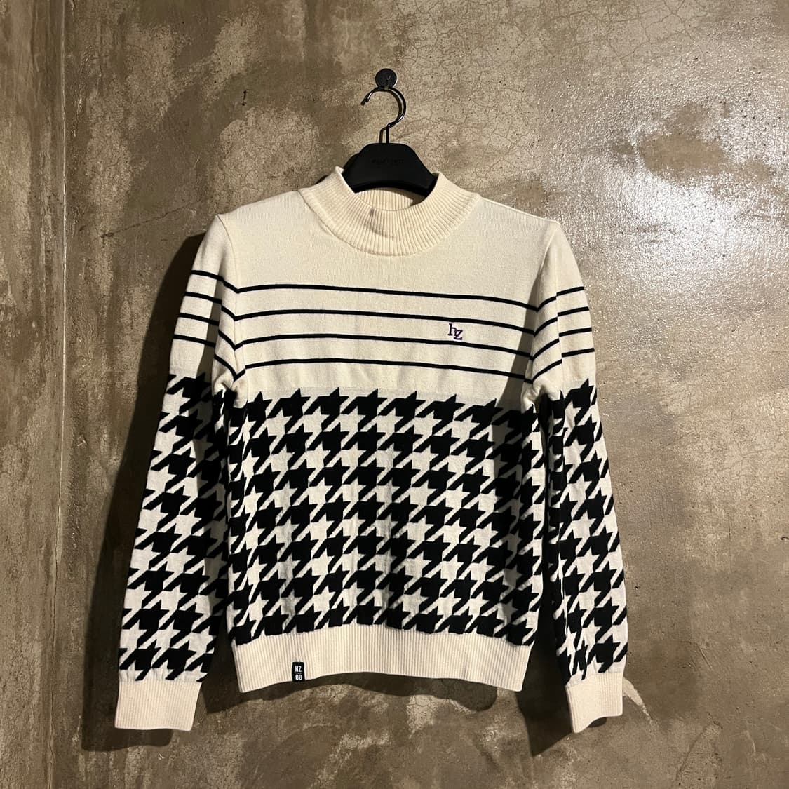 헤지스 니트 상품이미지1