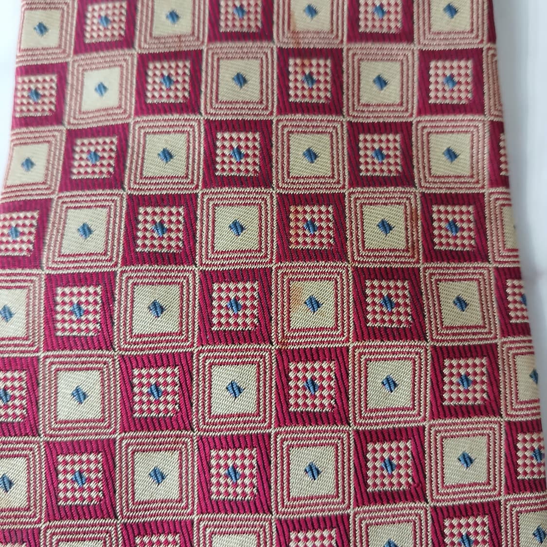 디올 실크 버건디 지오메트릭 넥타이 9.5cm B등급 A18895
 상품이미지7