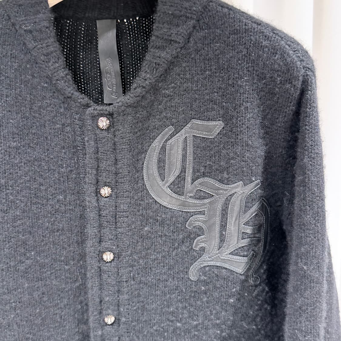 (A+/ M) / 크롬하츠 자수 레터맨 블랙 가디건 상품이미지4