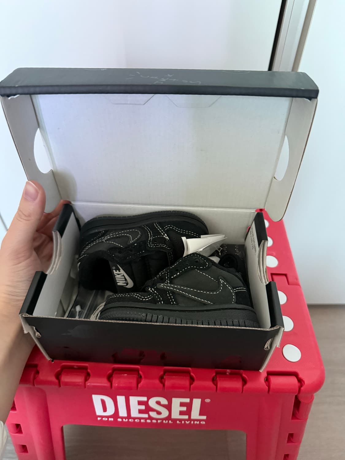 나이키 조던1 트래비스 스캇 레트로로우TD 아기사이즈 80 상품이미지2