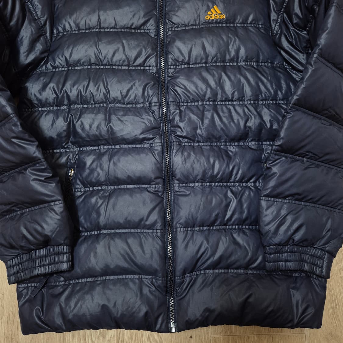 아디다스 남성 구스다운 경량패딩 점퍼 M(95) 상품이미지3
