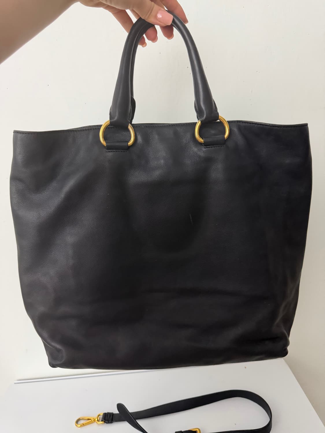 [정품] 프라다 블랙 대학생 토트백  상품이미지2