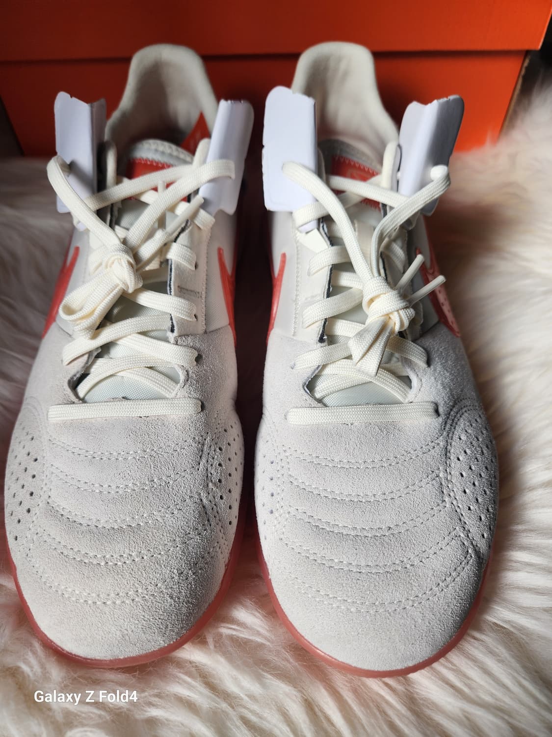 나이키 스트리트 가토 풋살화 270mm 새상품 판매합니다. 상품이미지6