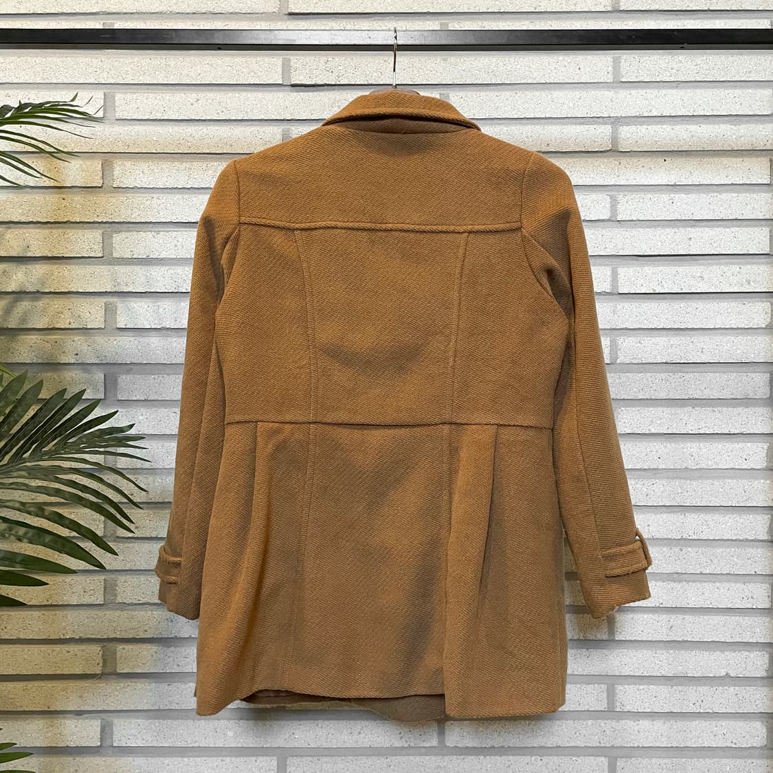 JPN VINTAGE 하프 코트 플레어핏 더블버튼 핀턱 디테일 카멜 상품이미지3