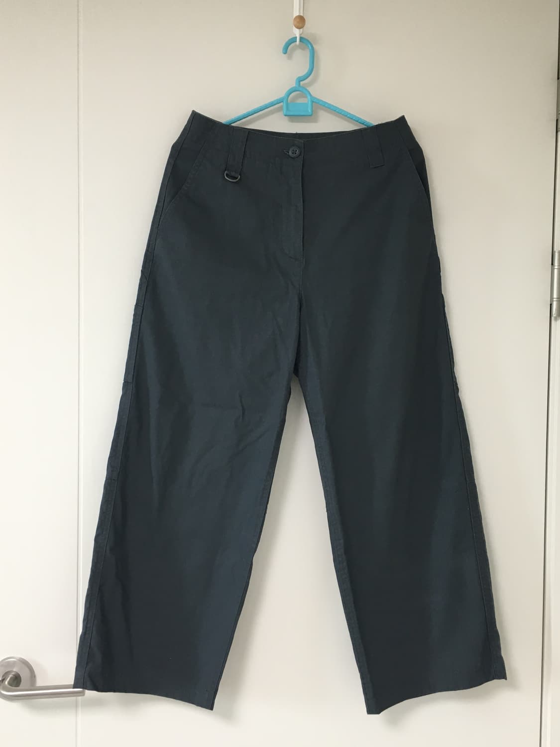 무신사 스탠다드 우먼 와이드 카펜터 팬츠 [다크 그레이] 상품이미지2