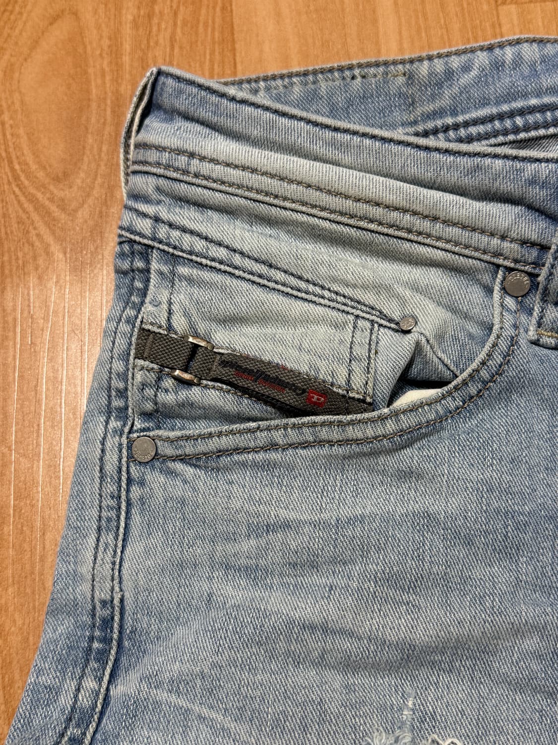 디젤 BELTHER 데님팬츠(정품) 상품이미지2