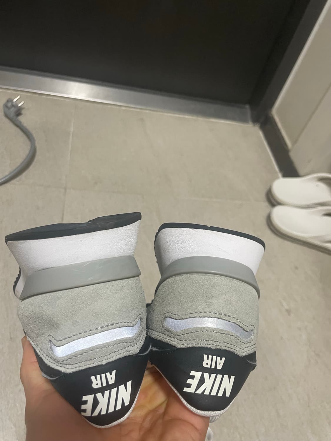 나이키 에어볼텍스 황금사이즈 260입니다 상품이미지5