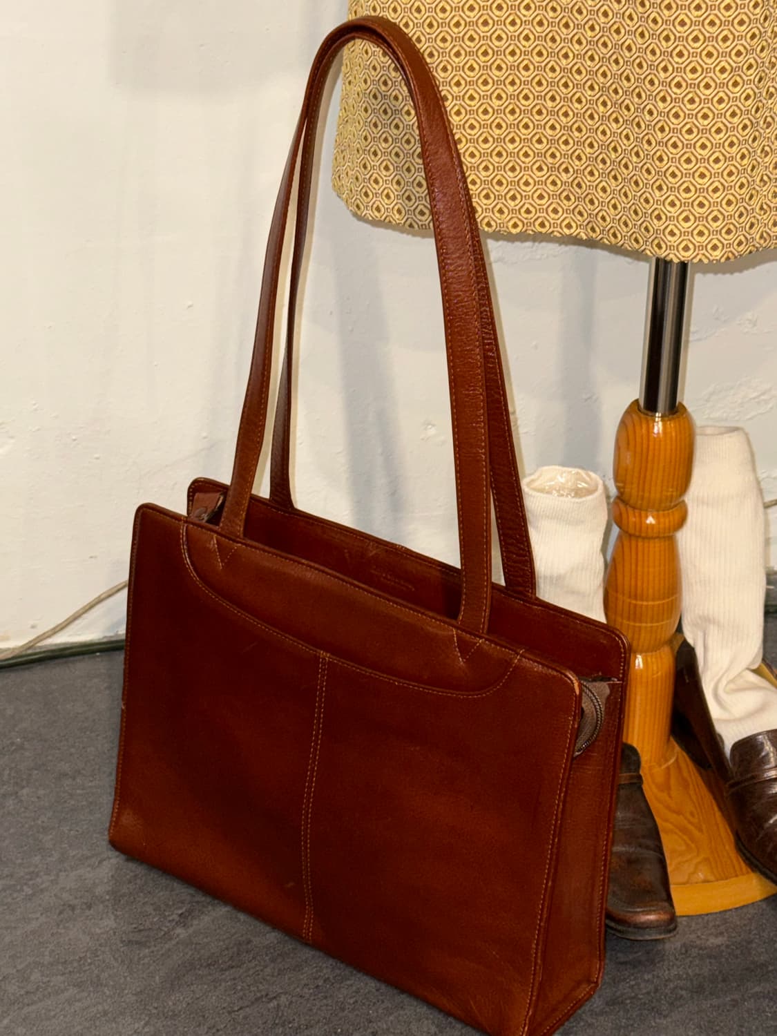 사각 가죽 숄더백 상품이미지1