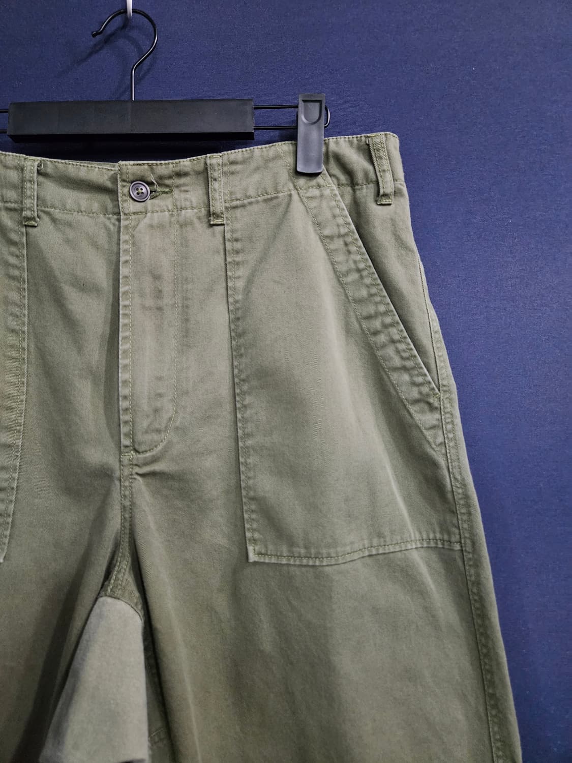 유니버셜웍스 카키 남성 허리 32 데님 배기팬츠  상품이미지4