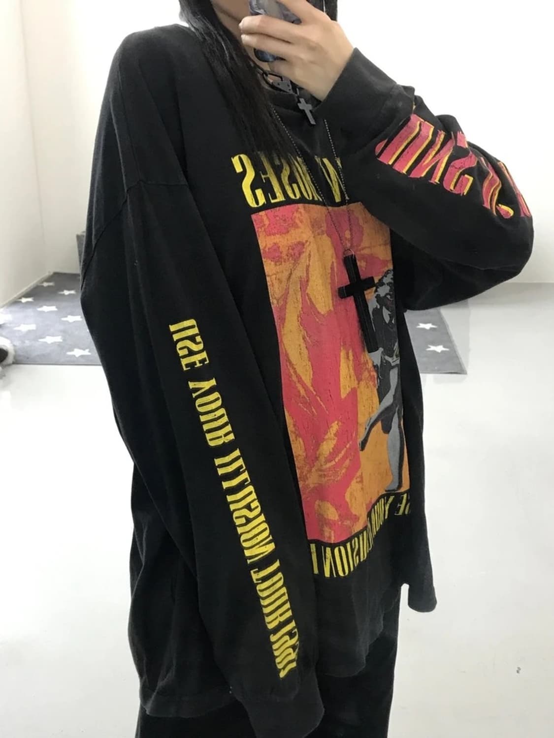 H&M 블랙 프린팅 롱슬리브 상품이미지3