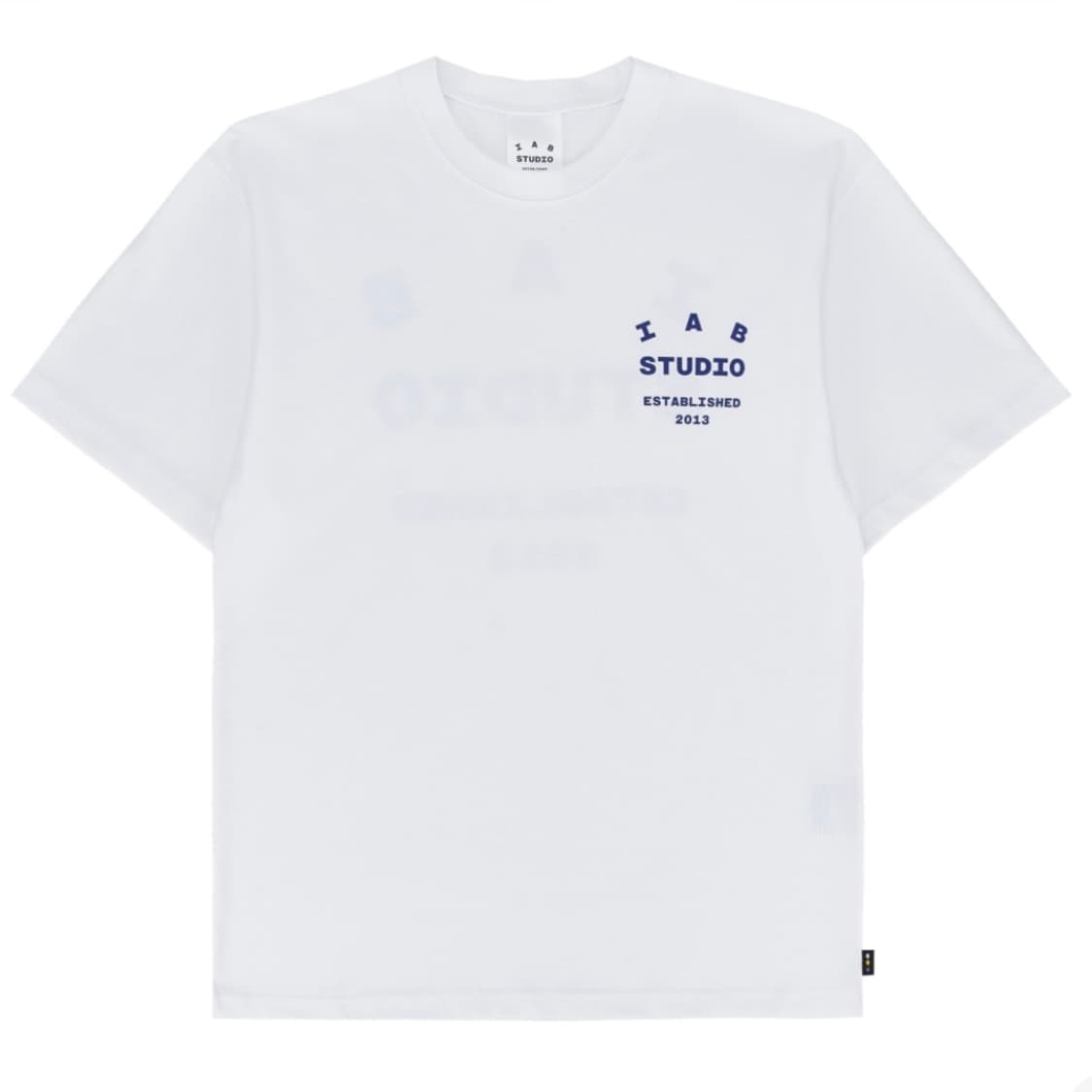 (XL)아이앱 스튜디오 2026 반팔 티셔츠 화이트 새상품 상품이미지2