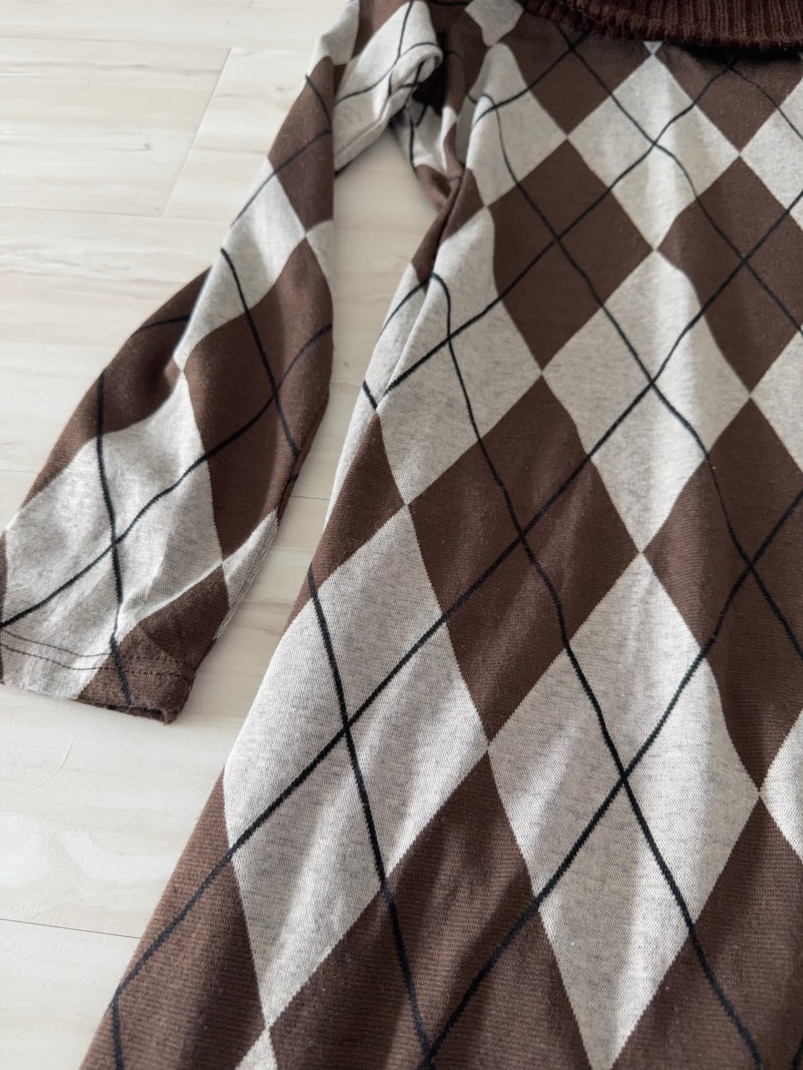 Brown argyle off-shoulder dress  상품이미지9