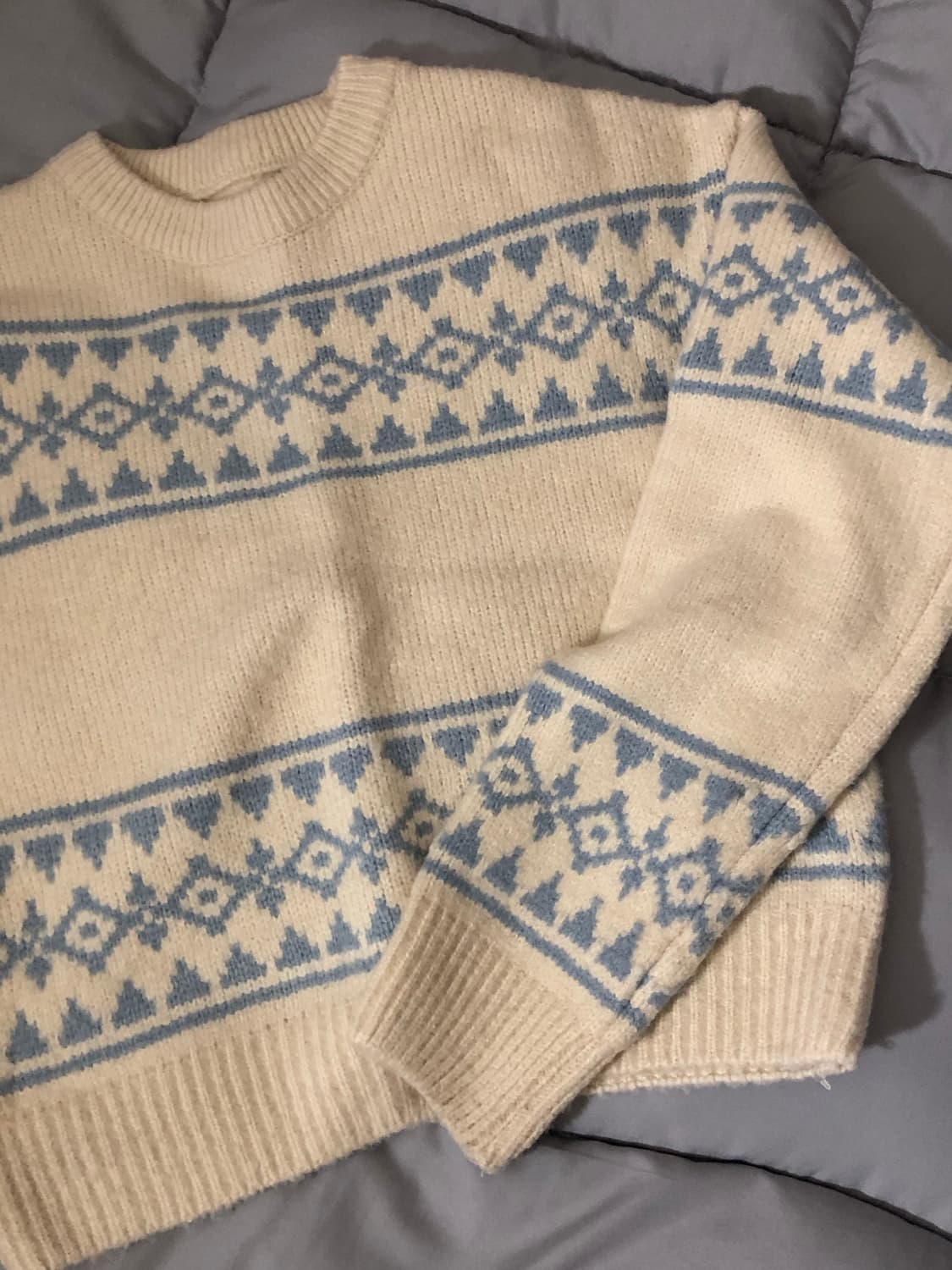 아가일 자가드 도톰 니트 아이보리 상품이미지2