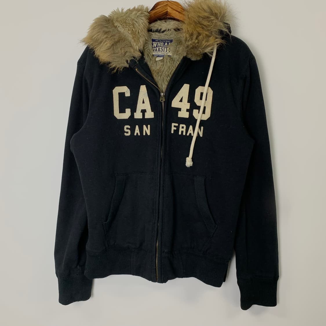 후아유 y2k 와투케 블랙 울프죠 후드집업 상품이미지2