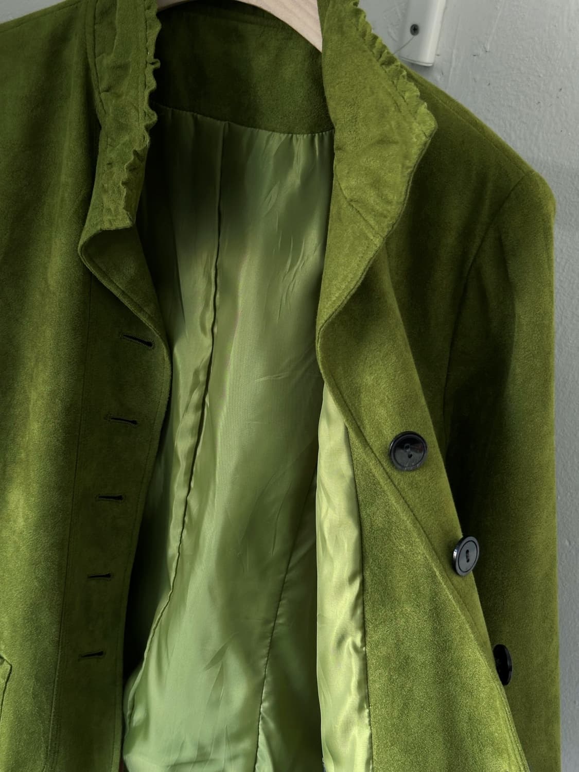 Fake suede over shoulder blouson 상품이미지5