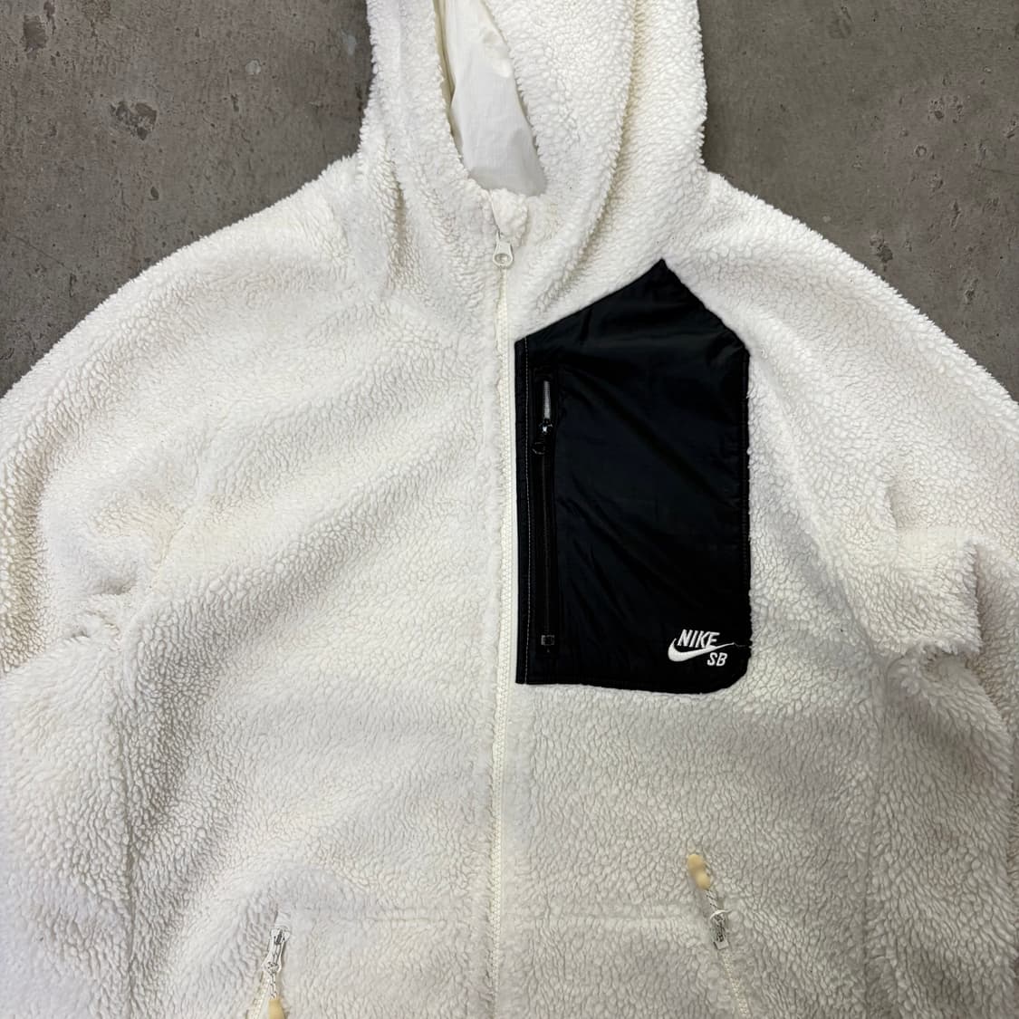 나이키 화이트 후리스[1932] 상품이미지2