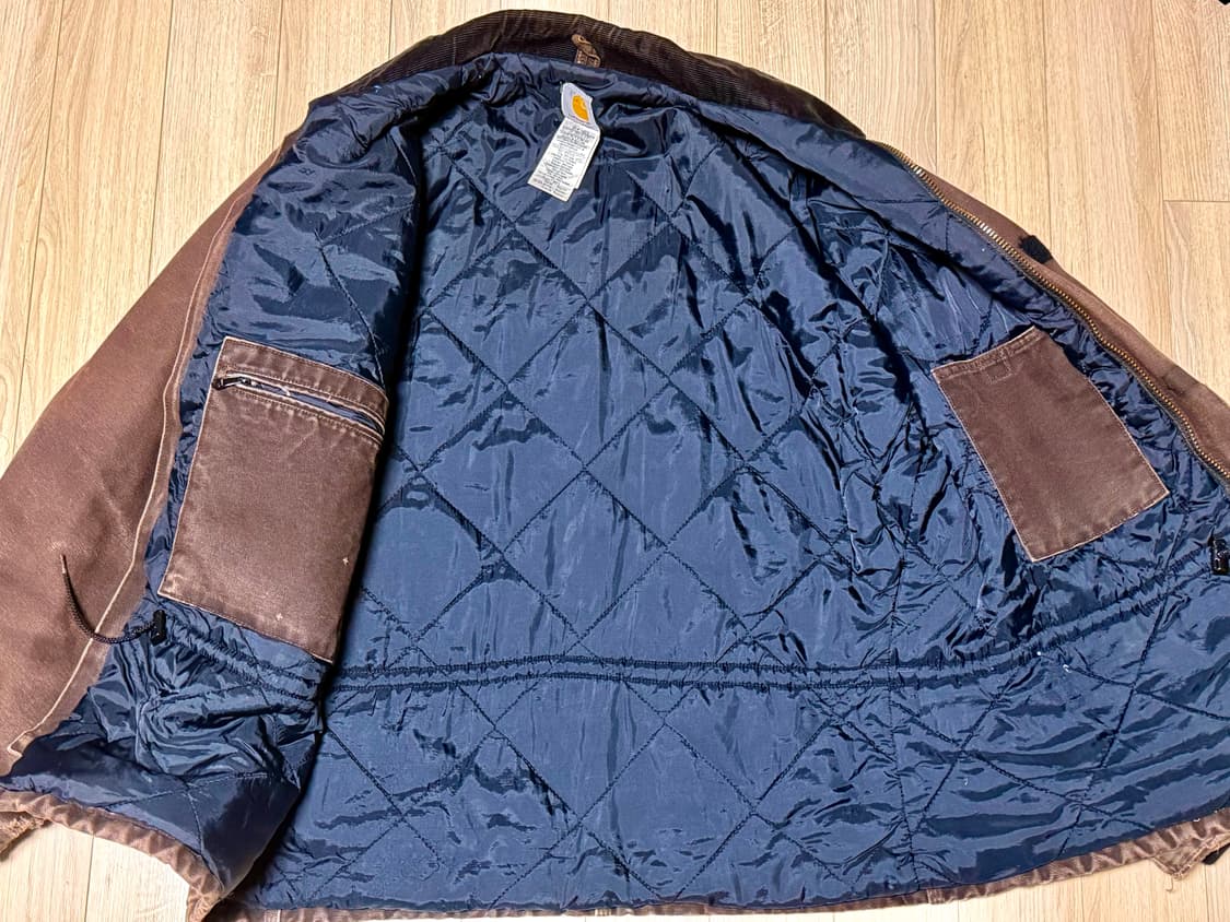 칼하트 트래디셔널 코트  C26 DKB 상품이미지2