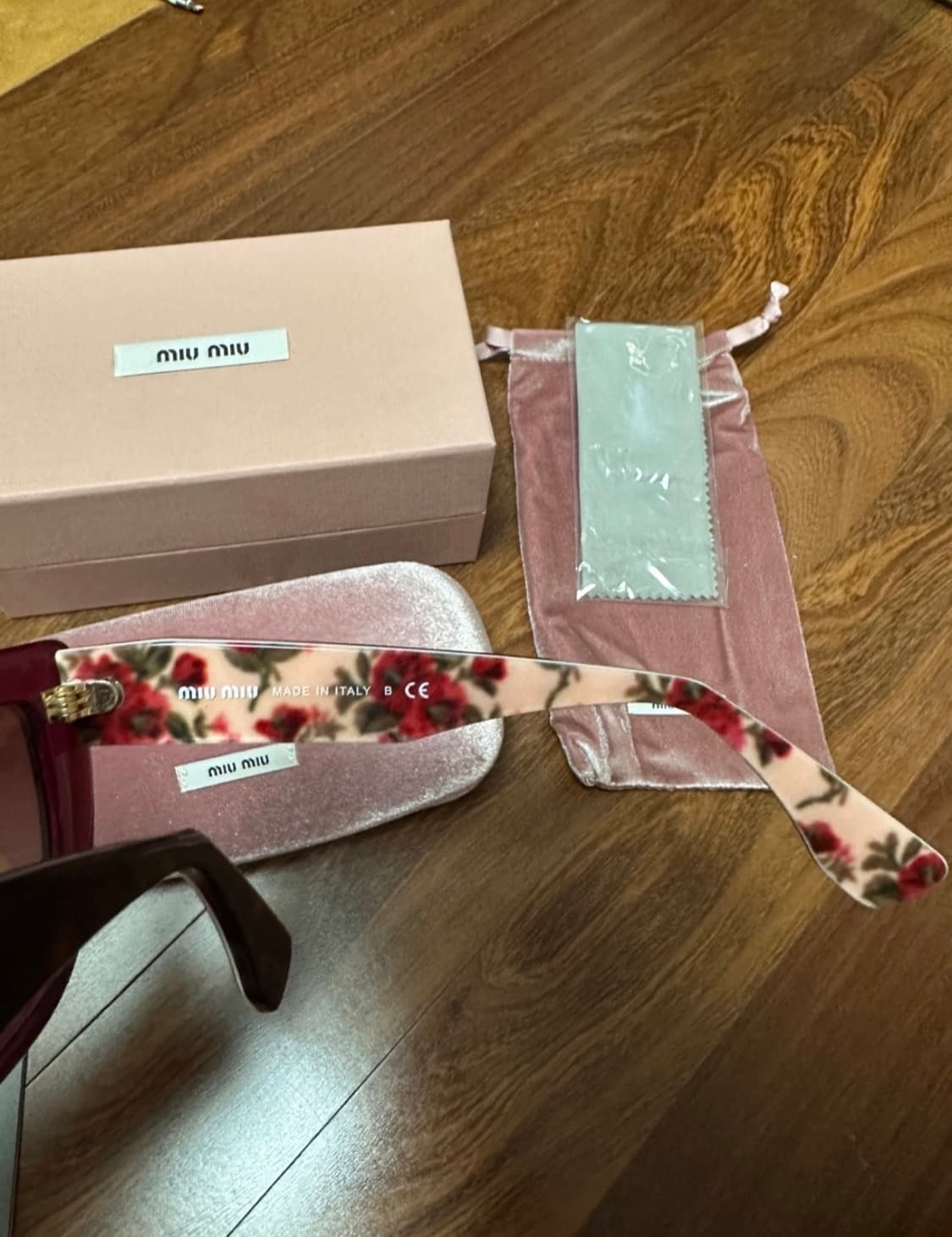 미우미우 miumiu 선글라스 새상품 상품이미지4