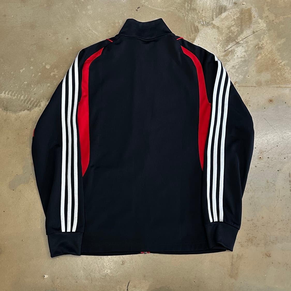 95 아디다스 FC 서울 레드 파이핑 블랙 트랙탑 상품이미지3