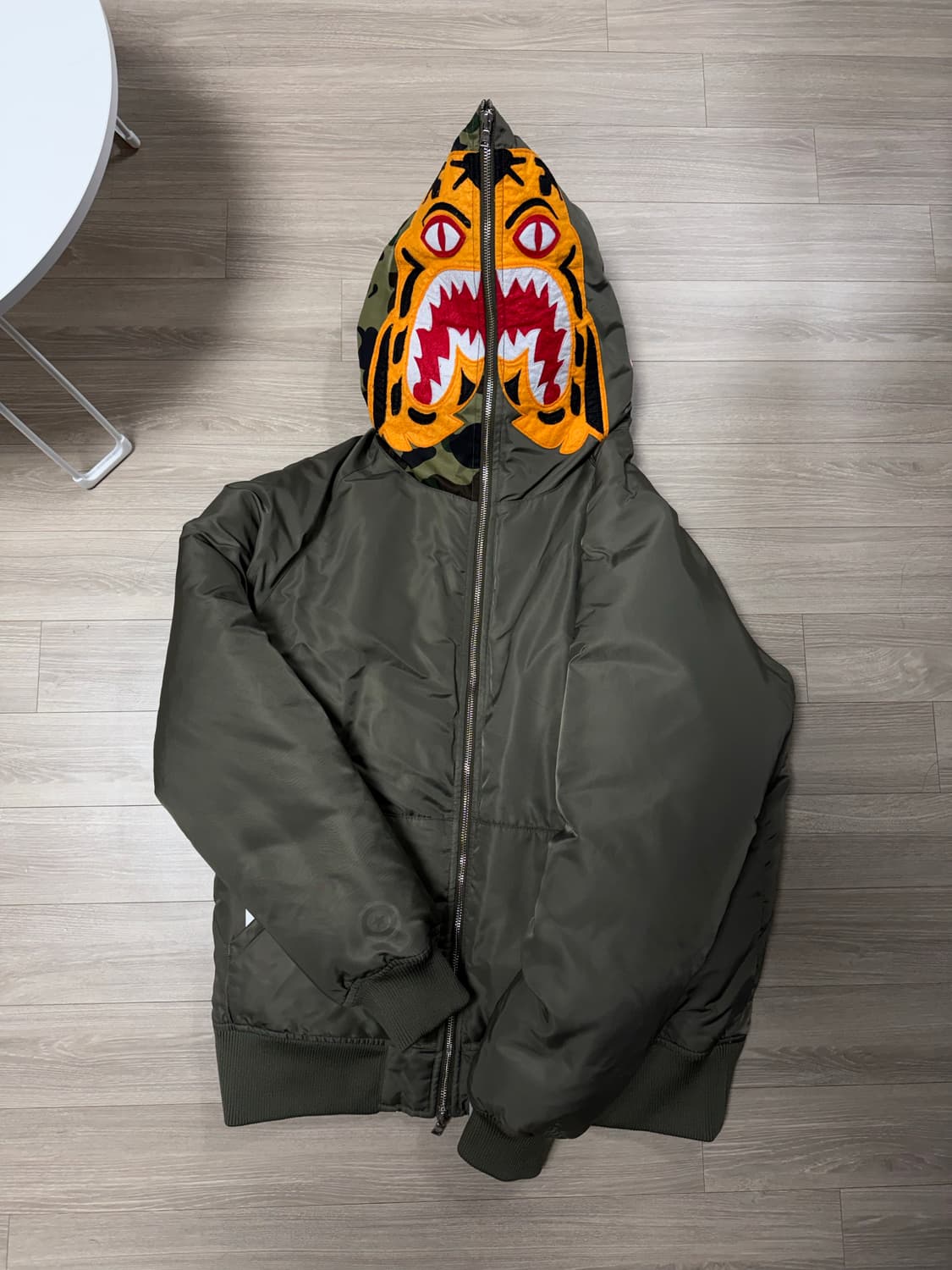 베이프 타이거 ma-1 봄버 패딩 xl 상품이미지1